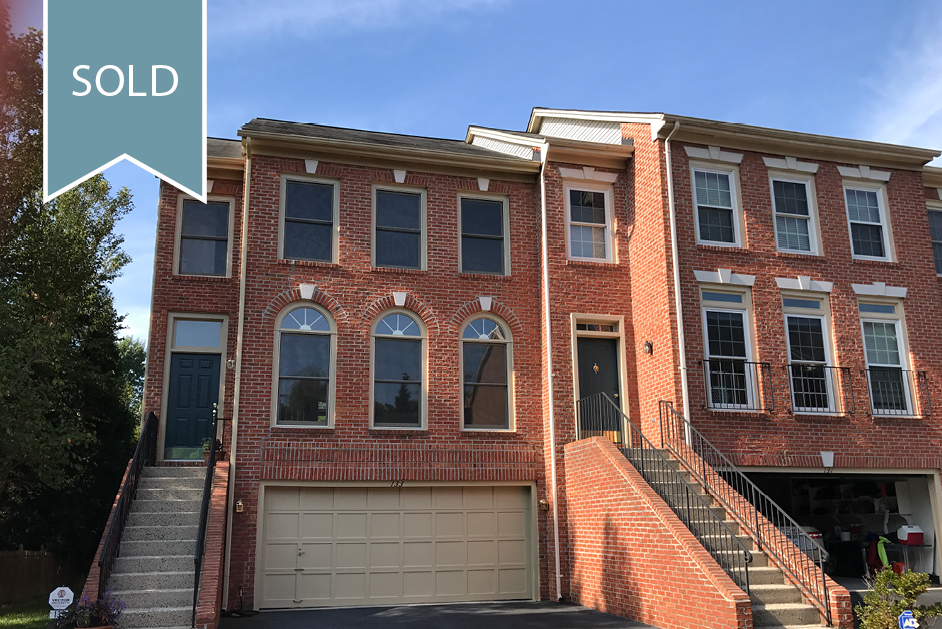 10121713sold